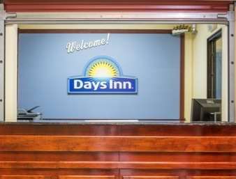 Days By Wyndham Rayne
